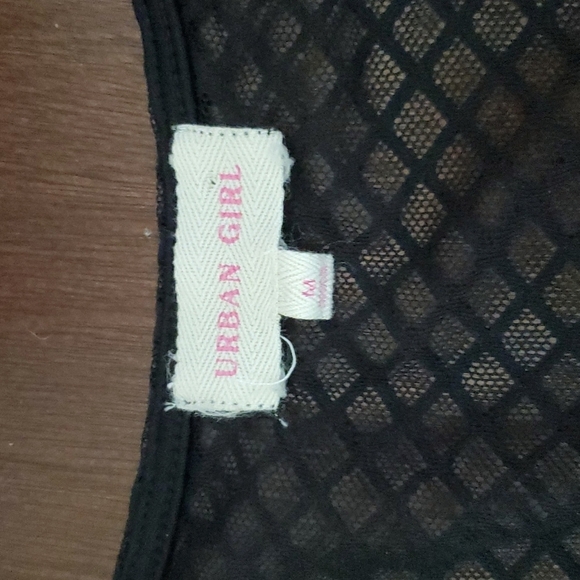 Black low cut bodysuit with sheer back - Picture 8 of 11